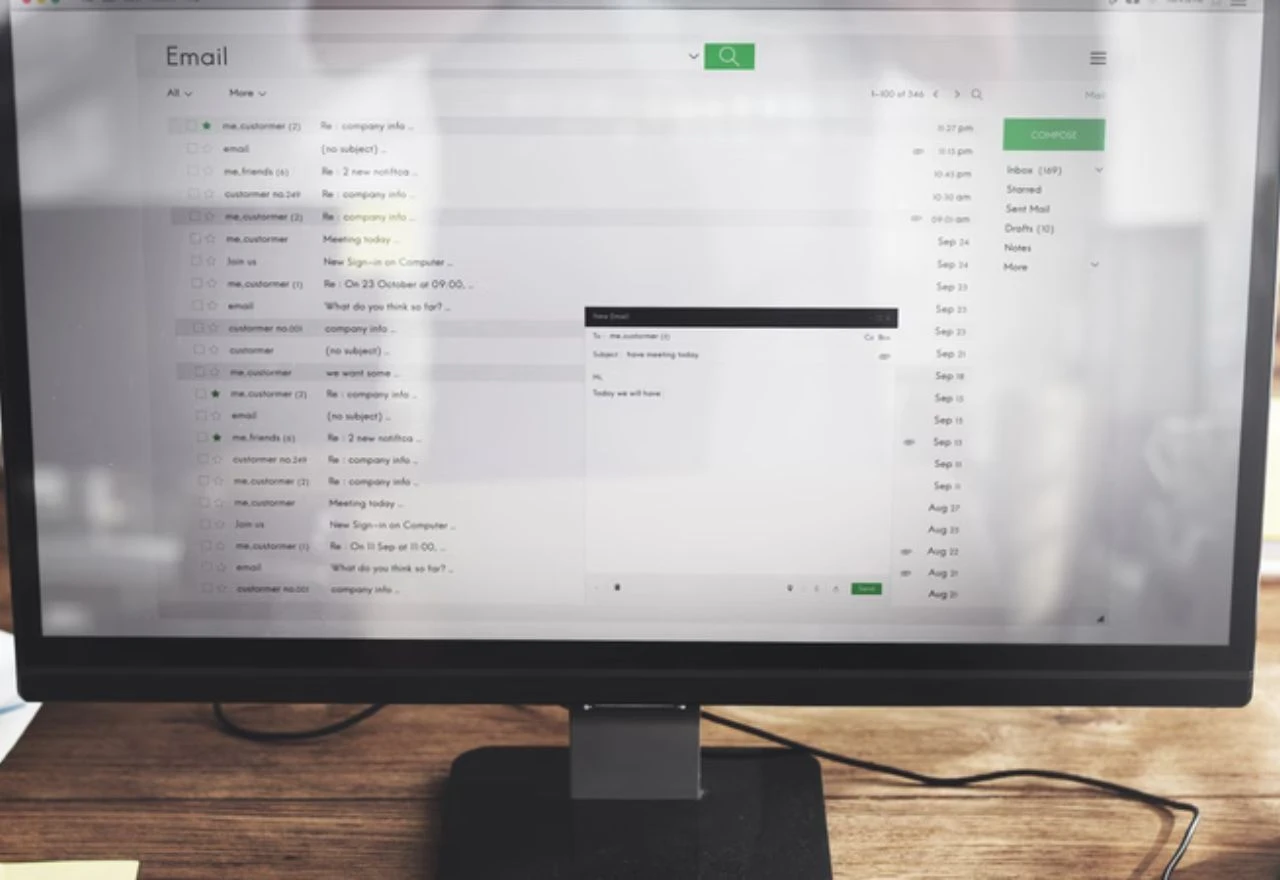Vazamento expõe mais de 183 milhões de e-mails e senhas de usuários do Gmail, Yahoo e Outlook